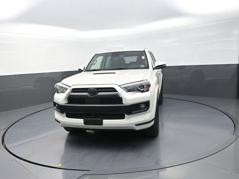 Used 2023 Toyota 4Runner Limited AWD/4WD image 40
