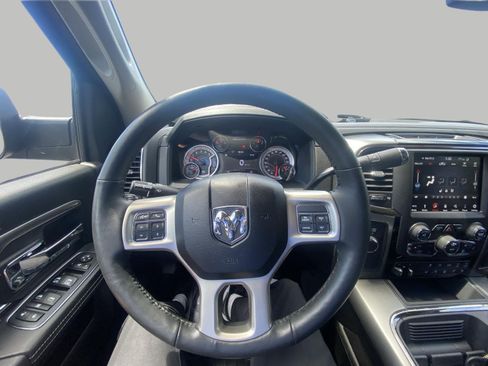Used 2018 RAM 2500 Laramie w/ Sport Appearance Group AWD/4WD image 14