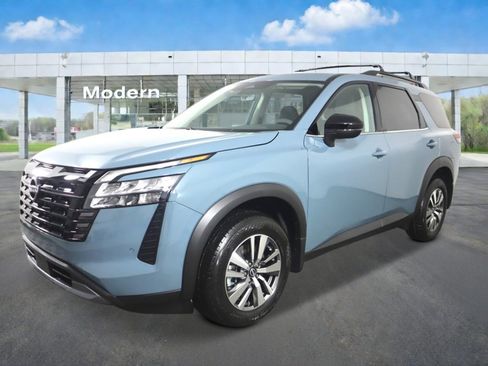 New 2026 Nissan Pathfinder SL AWD/4WD image 1