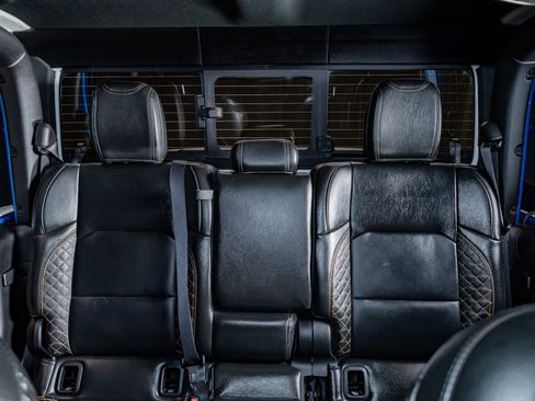 Used 2022 Jeep Gladiator Overland image 24