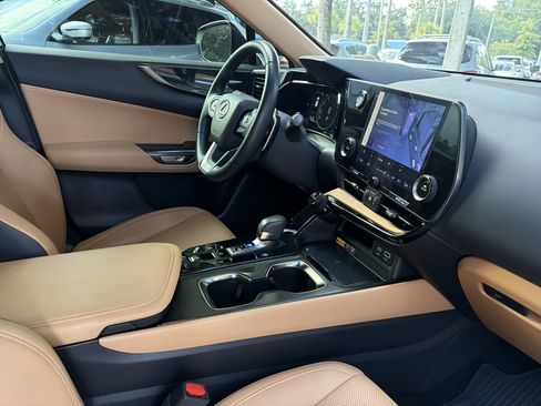 Certified 2025 Lexus NX 250 FWD w/ Accessory Package (2T) image 40