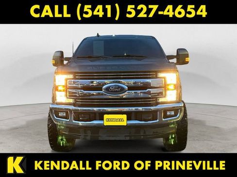 Used 2019 Ford F250 Lariat w/ Lariat Value Package AWD/4WD image 8