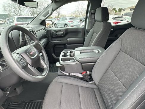 Certified 2025 GMC Sierra 1500 Pro w/ Pro Value Package image 9