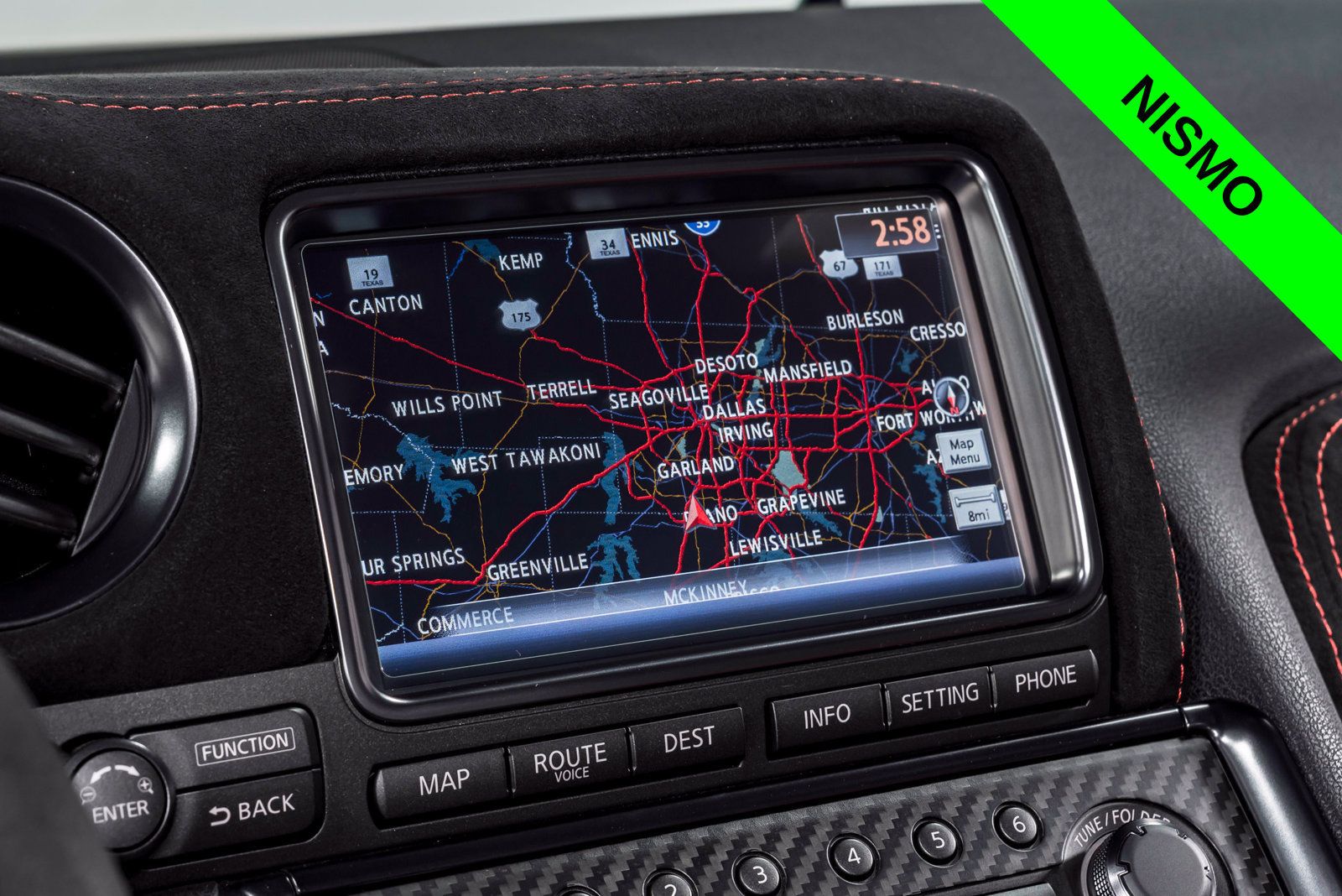 Used 2016 Nissan GT-R NISMO AWD/4WD image 23