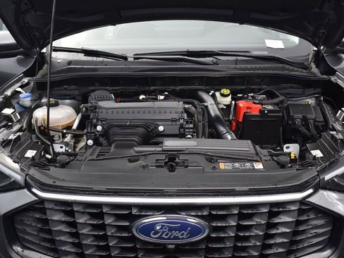 Used 2024 Ford Escape Platinum image 20