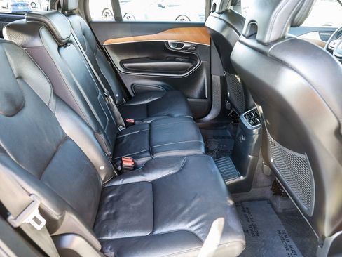 Used 2023 Volvo XC90 T8 Plus image 18