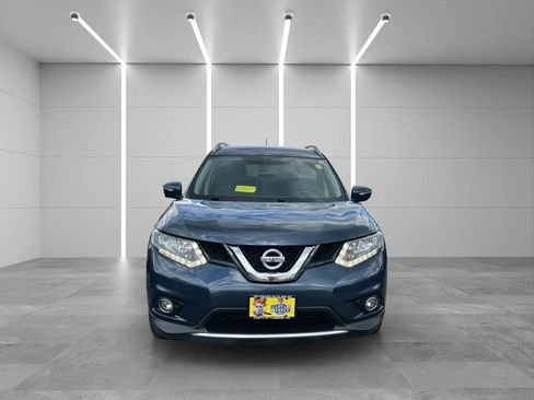 Used 2015 Nissan Rogue SL image 2