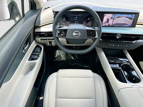 New 2025 Nissan Murano SL image 16