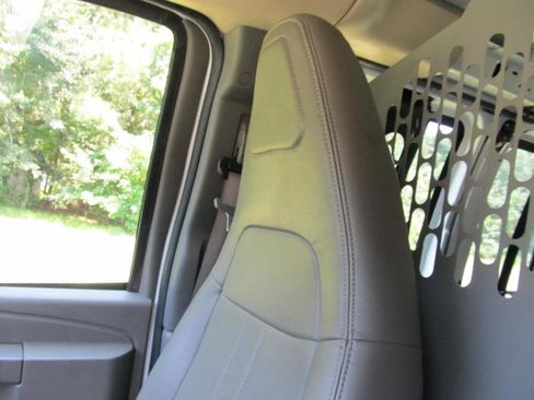 Used 2022 GMC Savana 3500 G3500 w/ Driver Convenience Package image 58