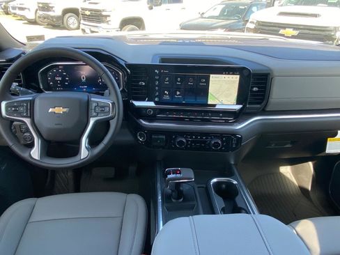 New 2026 Chevrolet Silverado 1500 LTZ w/ LTZ Premium Package AWD/4WD image 13