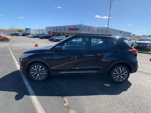 Used 2024 Nissan Kicks SR FWD image 7