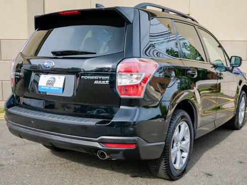 Used 2016 Subaru Forester 2.5i Limited AWD/4WD image 5