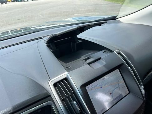 Used 2019 Ford Edge Titanium w/ Equipment Group 301A AWD/4WD image 52