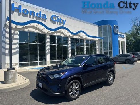 Used 2020 Toyota RAV4 XLE Premium AWD/4WD image 1