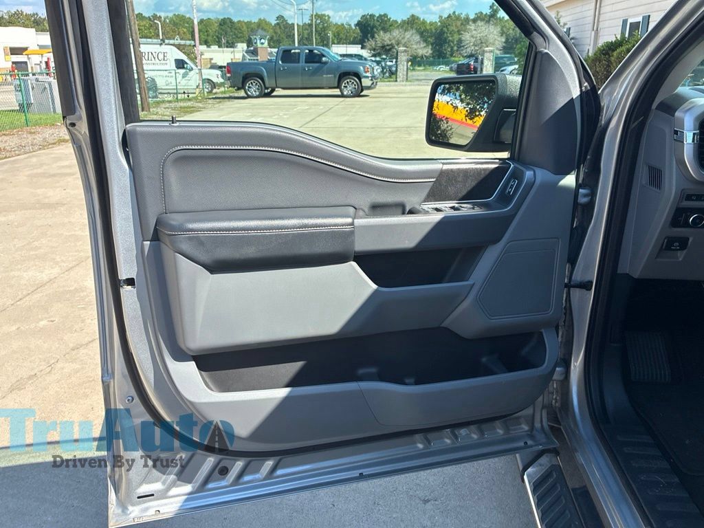 Used 2023 Ford F150 XLT w/ Equipment Group 302A High RWD image 20