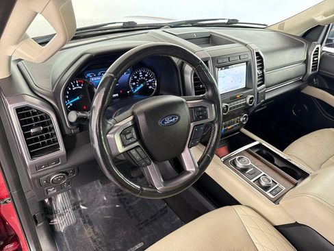 Used 2019 Ford Expedition Platinum AWD/4WD image 14