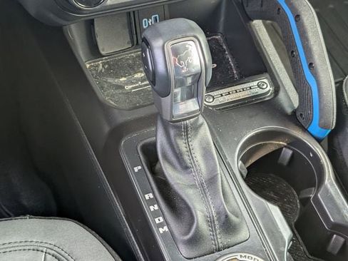 Used 2024 Ford Bronco Black Diamond image 17