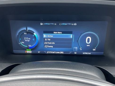 Used 2024 Ford F150 Lightning Lariat image 21