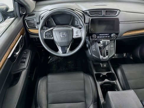 Used 2018 Honda CR-V Touring image 3