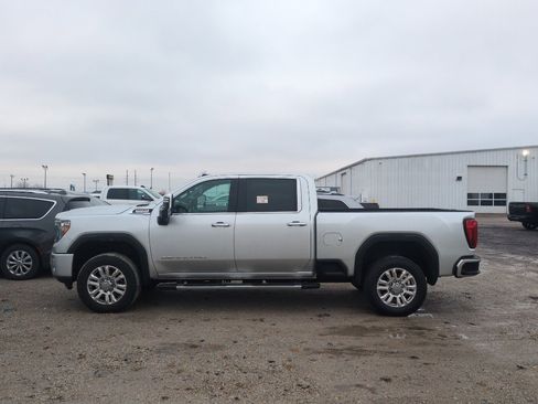Used 2023 GMC Sierra 2500 Denali w/ Denali Ultimate Package image 8