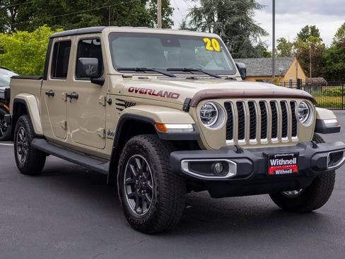 Used 2020 Jeep Gladiator Overland image 5