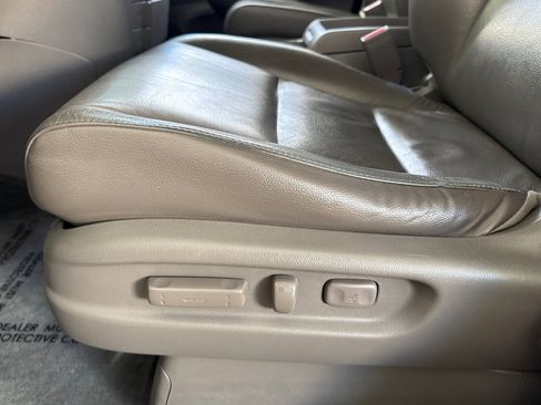 Used 2012 Honda Odyssey Touring image 14