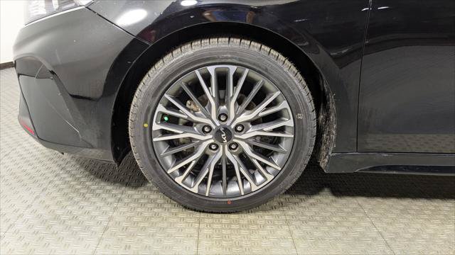 Used 2022 Kia Forte GT-Line FWD image 32
