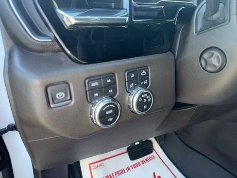 Used 2023 GMC Sierra 1500 SLT w/ SLT Premium Plus Package image 13