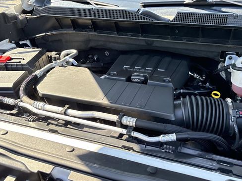 Certified 2024 Chevrolet Silverado 1500 Custom image 34