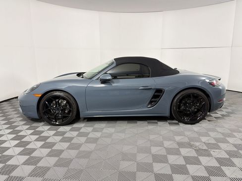 Used 2017 Porsche 718 Boxster image 30