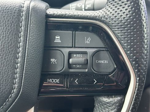 Used 2023 Toyota Tundra Limited image 44