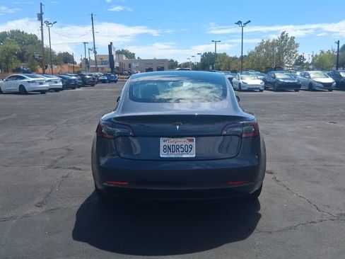 Used 2020 Tesla Model 3 Standard Range Plus RWD image 3