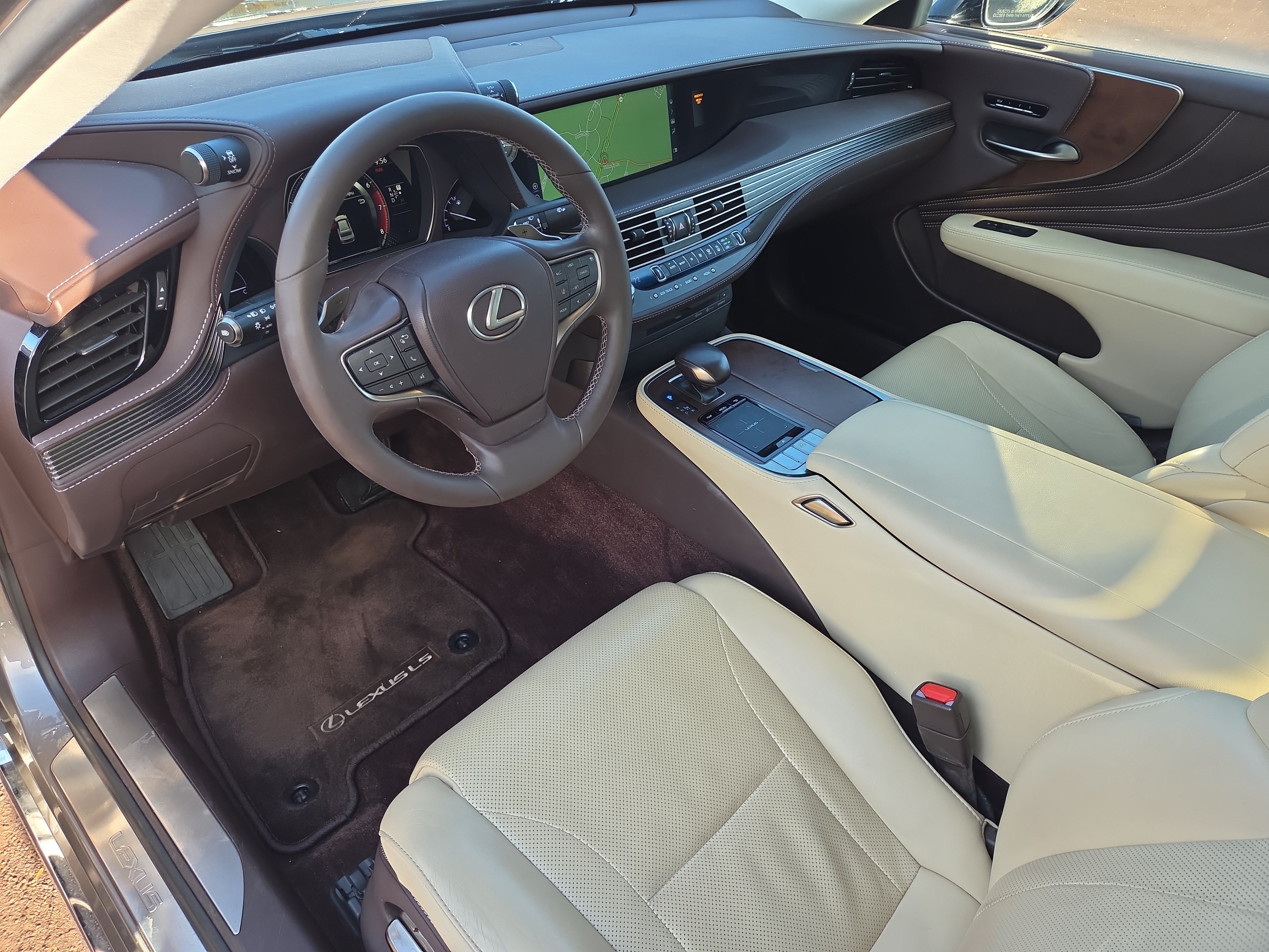 Used 2018 Lexus LS 500 AWD image 15