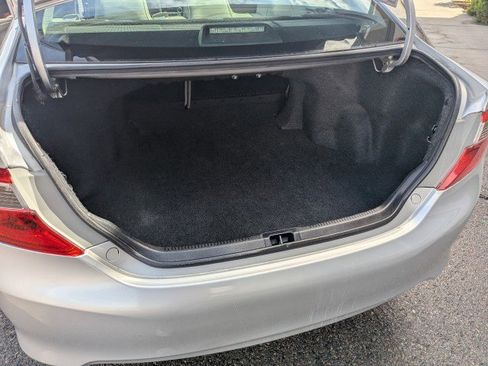 Used 2014 Toyota Camry XLE FWD image 21