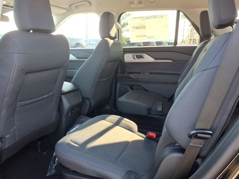 New 2026 Ford Explorer Active RWD image 13