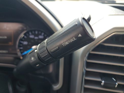 Used 2017 Ford F250 Lariat w/ Lariat Ultimate Package image 25