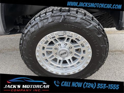 Used 2025 Ford F250 XLT w/ Tremor Off-Road Package image 21