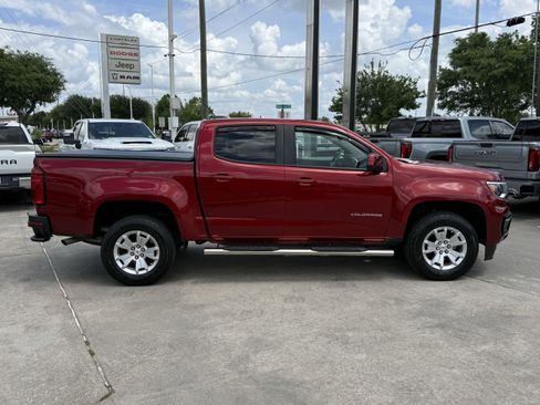 Used 2022 Chevrolet Colorado LT w/ Safety Package image 3