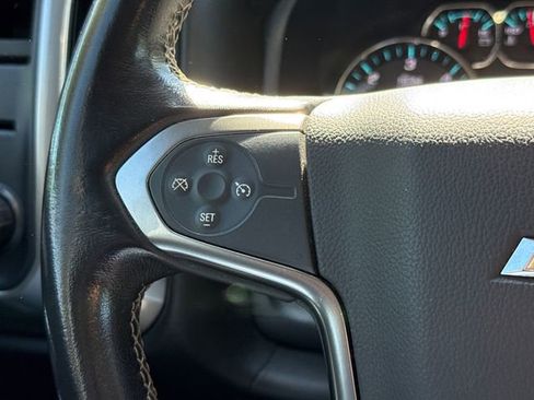 Used 2018 Chevrolet Silverado 1500 LT w/ Texas Edition image 24