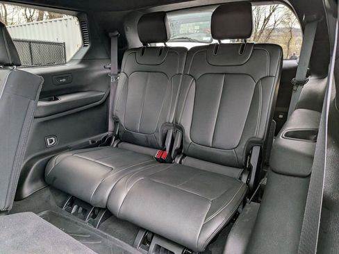 Used 2024 Jeep Grand Cherokee L Limited image 27