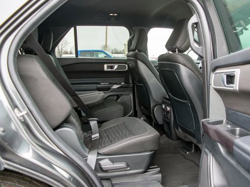 Used 2020 Ford Explorer XLT w/ Class III Trailer Tow Package image 36