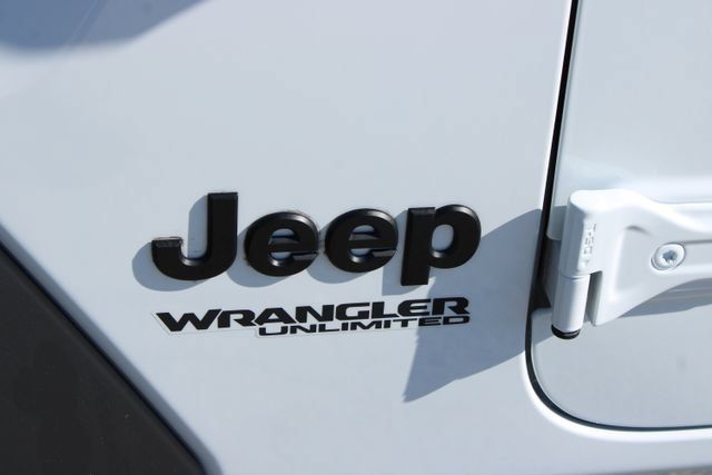 Used 2022 Jeep Wrangler Unlimited Sport AWD/4WD image 8