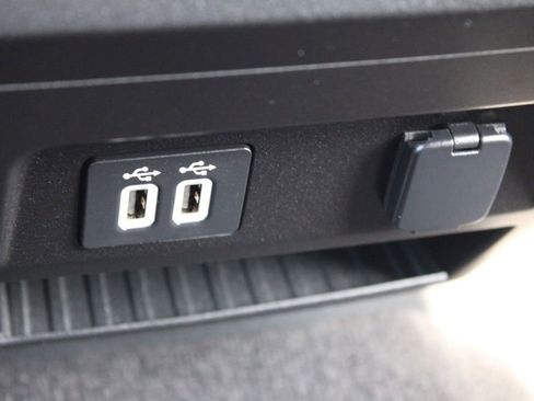 Used 2020 Ford F150 XLT w/ Trailer Tow Package image 38