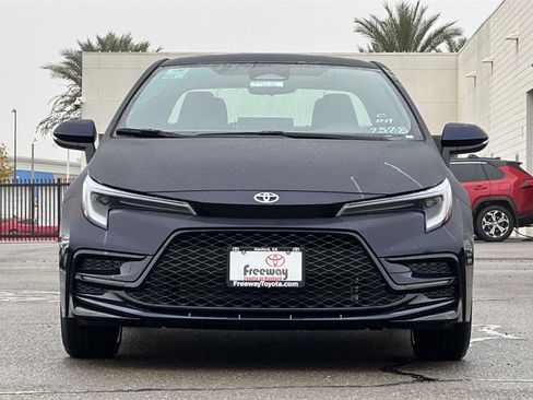 New 2026 Toyota Corolla SE image 9