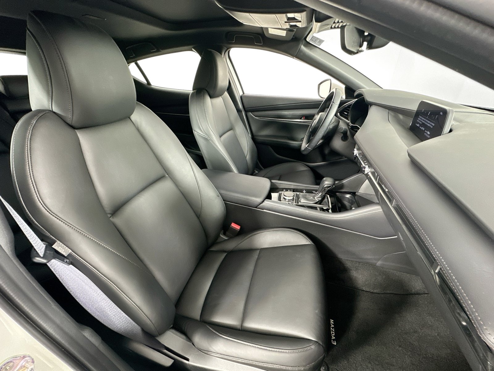 Used 2025 MAZDA MAZDA3 s FWD image 27