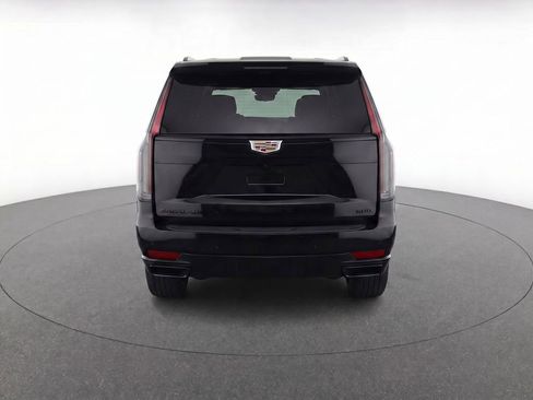 Used 2024 Cadillac Escalade Sport Platinum w/ Heavy-Duty Trailer Package image 7