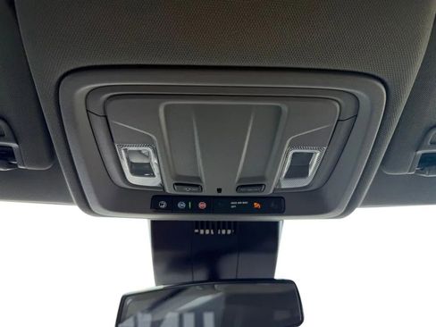 Used 2023 Chevrolet Silverado 1500 Custom image 20