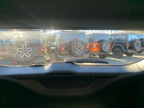 Used 2021 Jeep Compass Latitude w/ Sun and Sound Group image 37