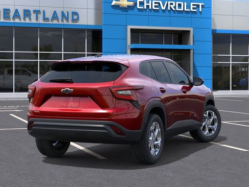 New 2026 Chevrolet Trax LS w/ LS Convenience Package FWD image 45