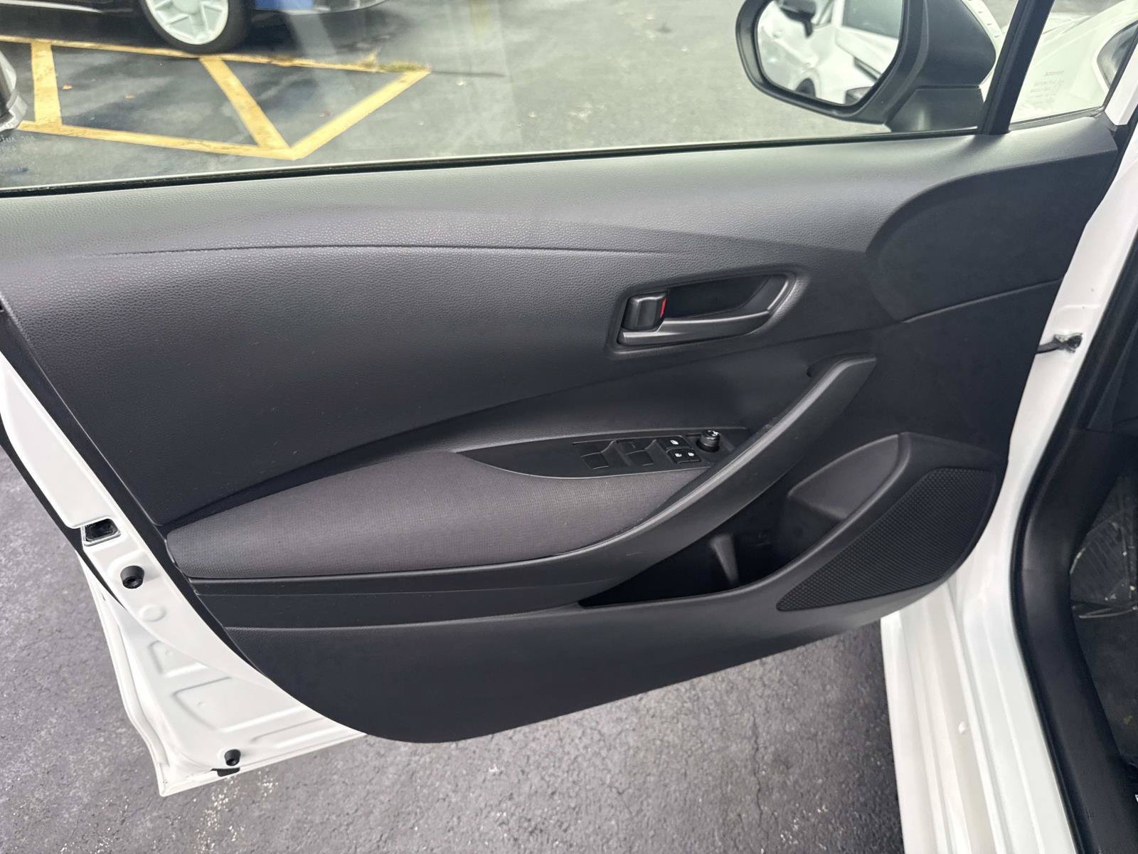 Used 2024 Toyota Corolla LE FWD image 16